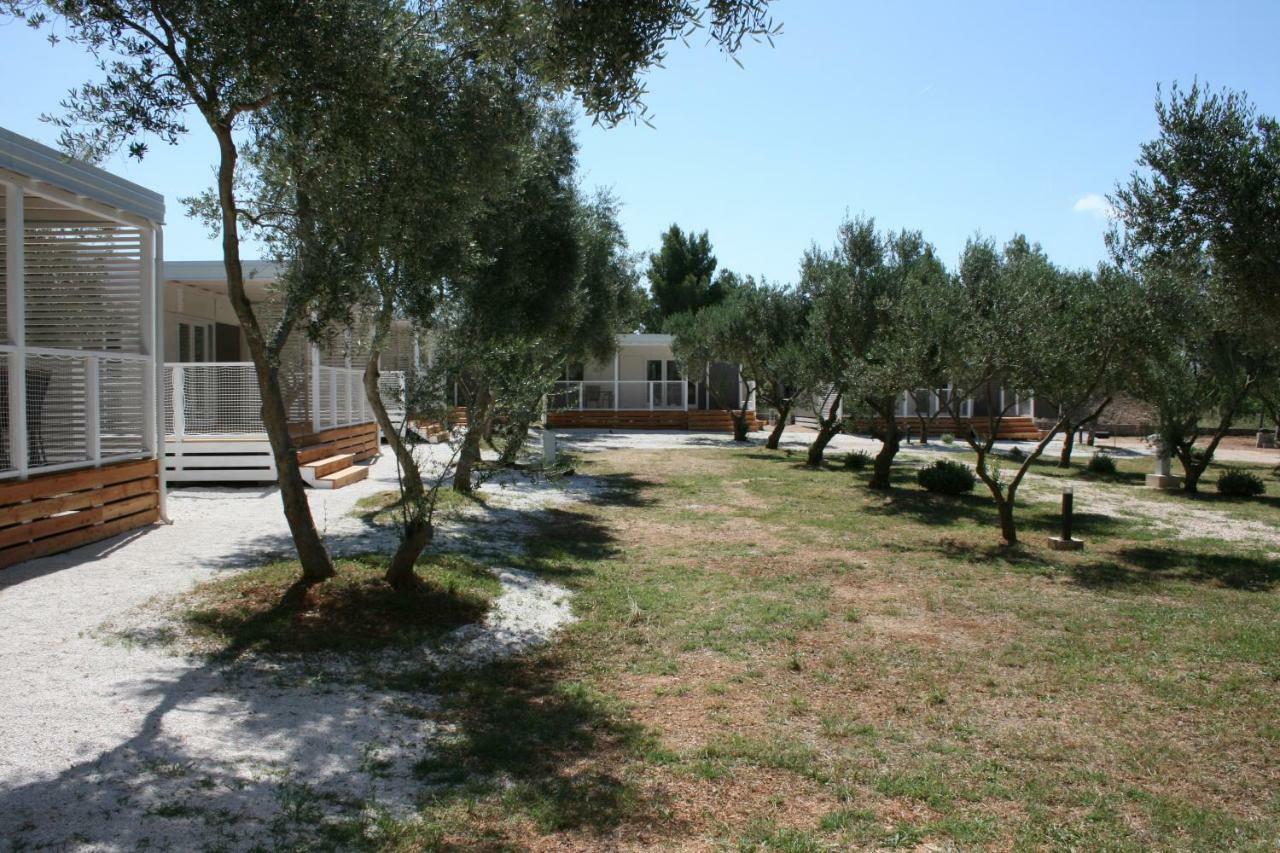 Mobile Homes Katinka, Starigrad Paklenica, Croatia ภายนอก รูปภาพ