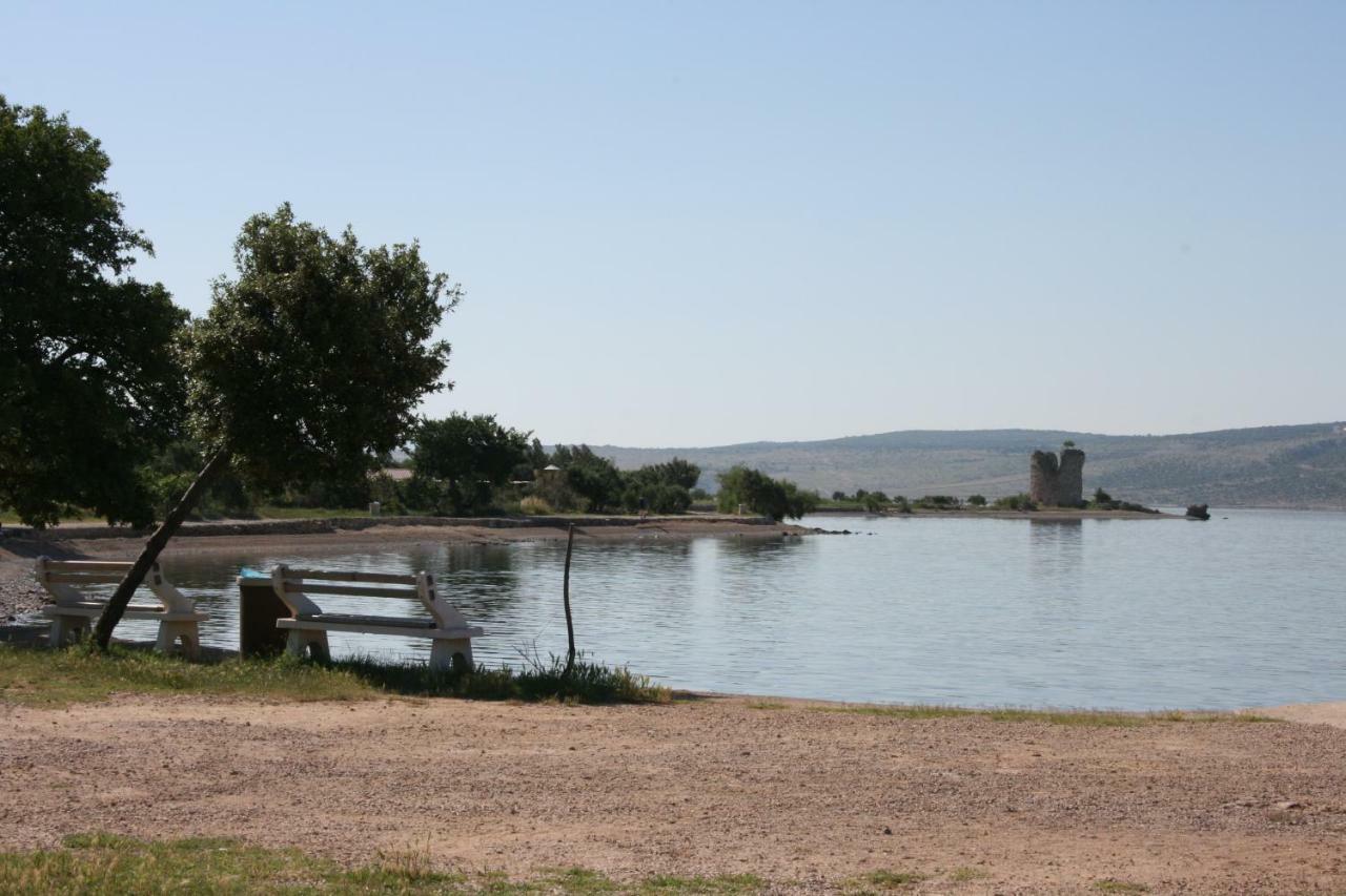 Mobile Homes Katinka, Starigrad Paklenica, Croatia ภายนอก รูปภาพ