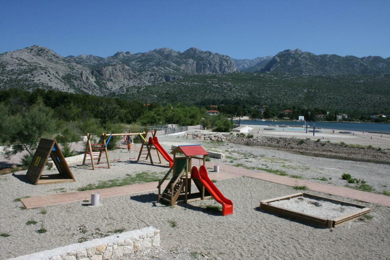 Mobile Homes Katinka, Starigrad Paklenica, Croatia ภายนอก รูปภาพ